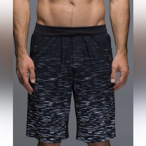 lululemon athletica Other - Lululemon Assert Short Gondola Stripe Black White / Black Linerless Size Large